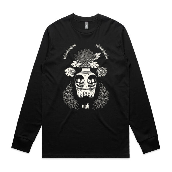 hoodies + long sleeves  Thumbnail